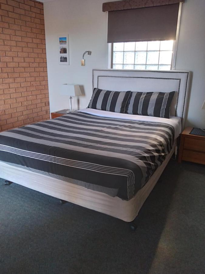 Bristol Hill Motor Inn 메리버러 외부 사진