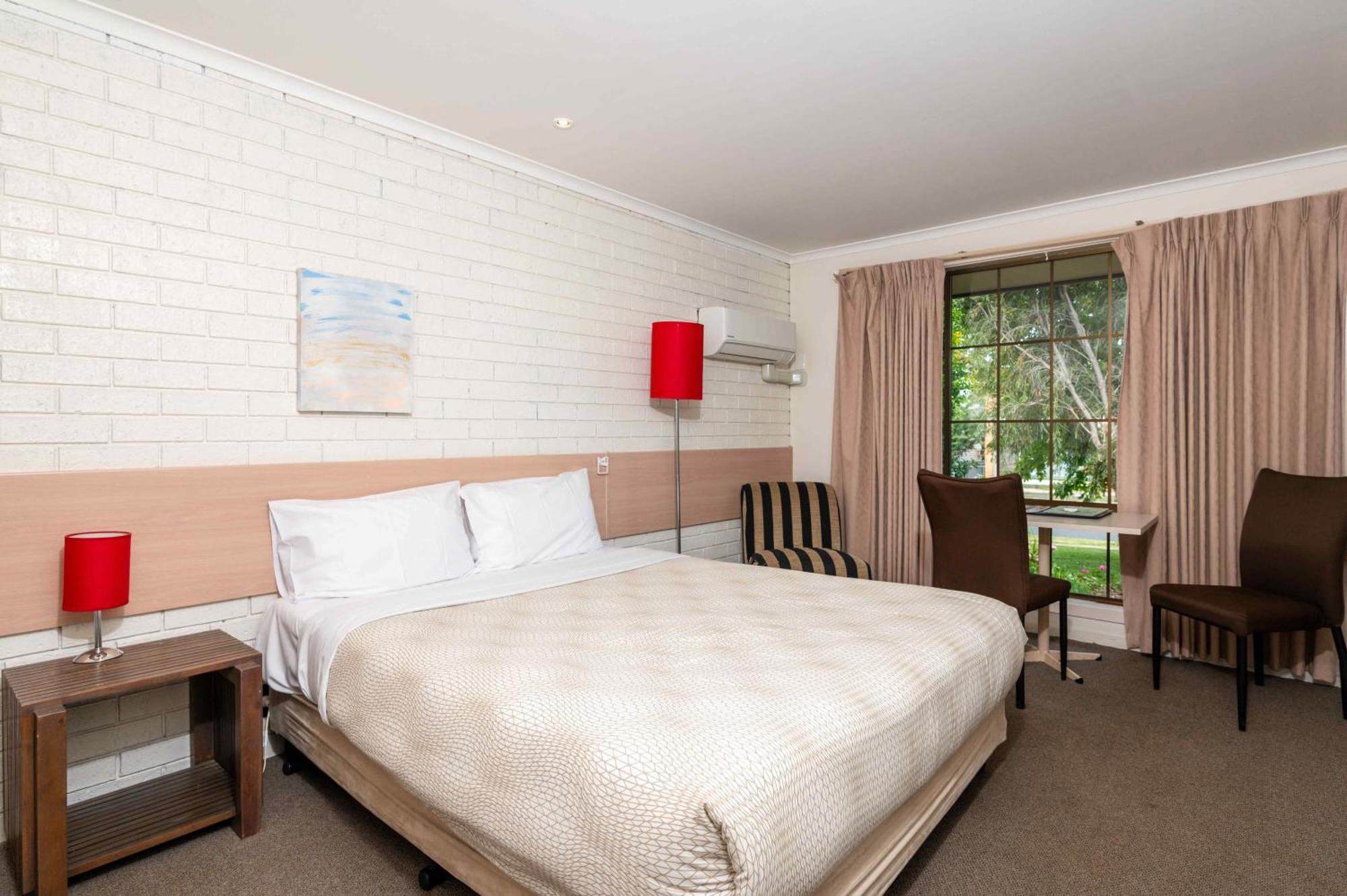 Bristol Hill Motor Inn 메리버러 외부 사진