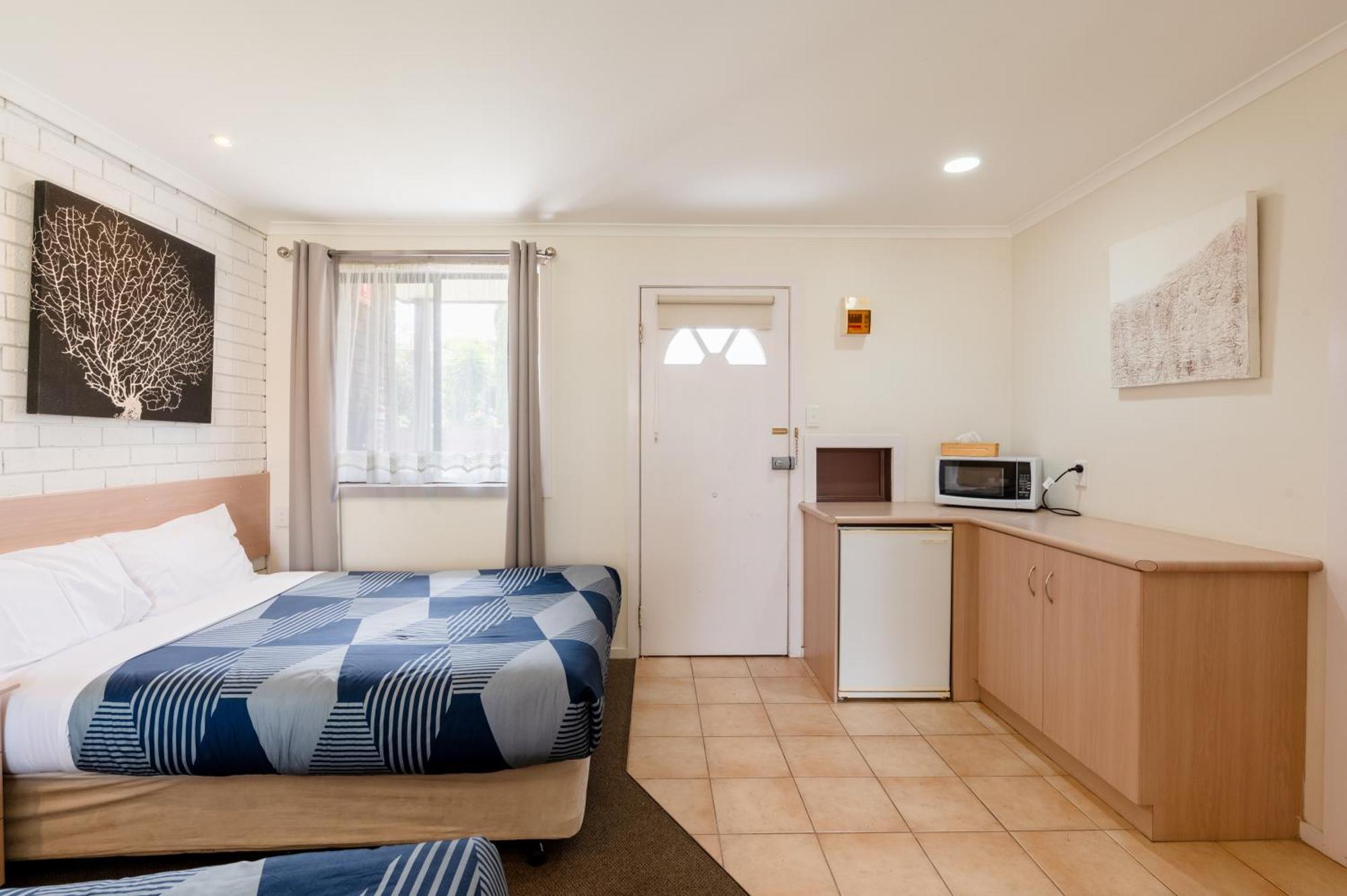 Bristol Hill Motor Inn 메리버러 외부 사진